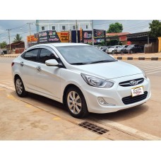 2014 ຂາຍລົດ Hyundai Accent blue 